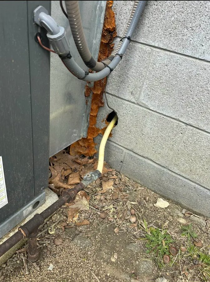 Foundation gap at utilities